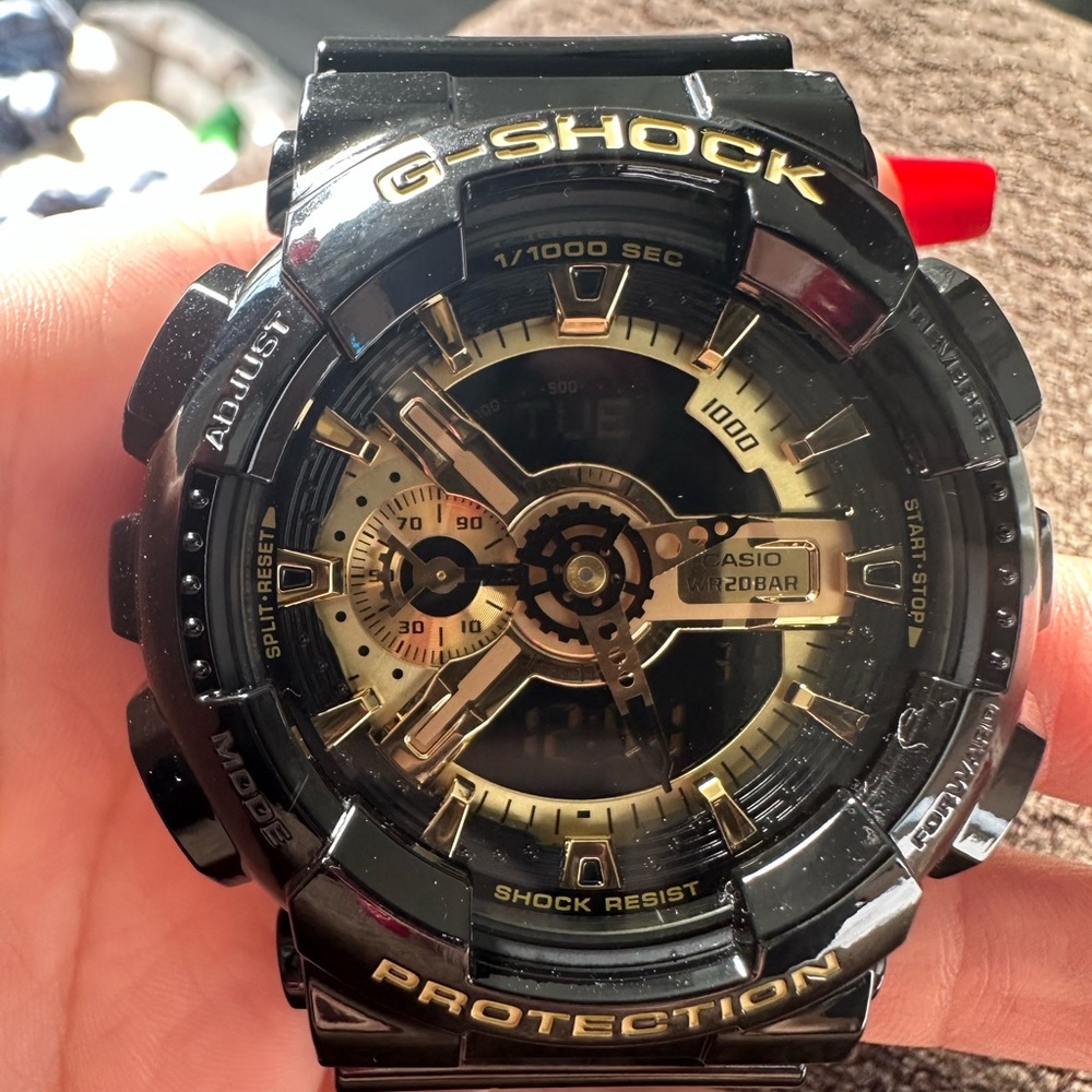 Casio G Shock Black & Gold Analog Watch - Picture 5 of 5